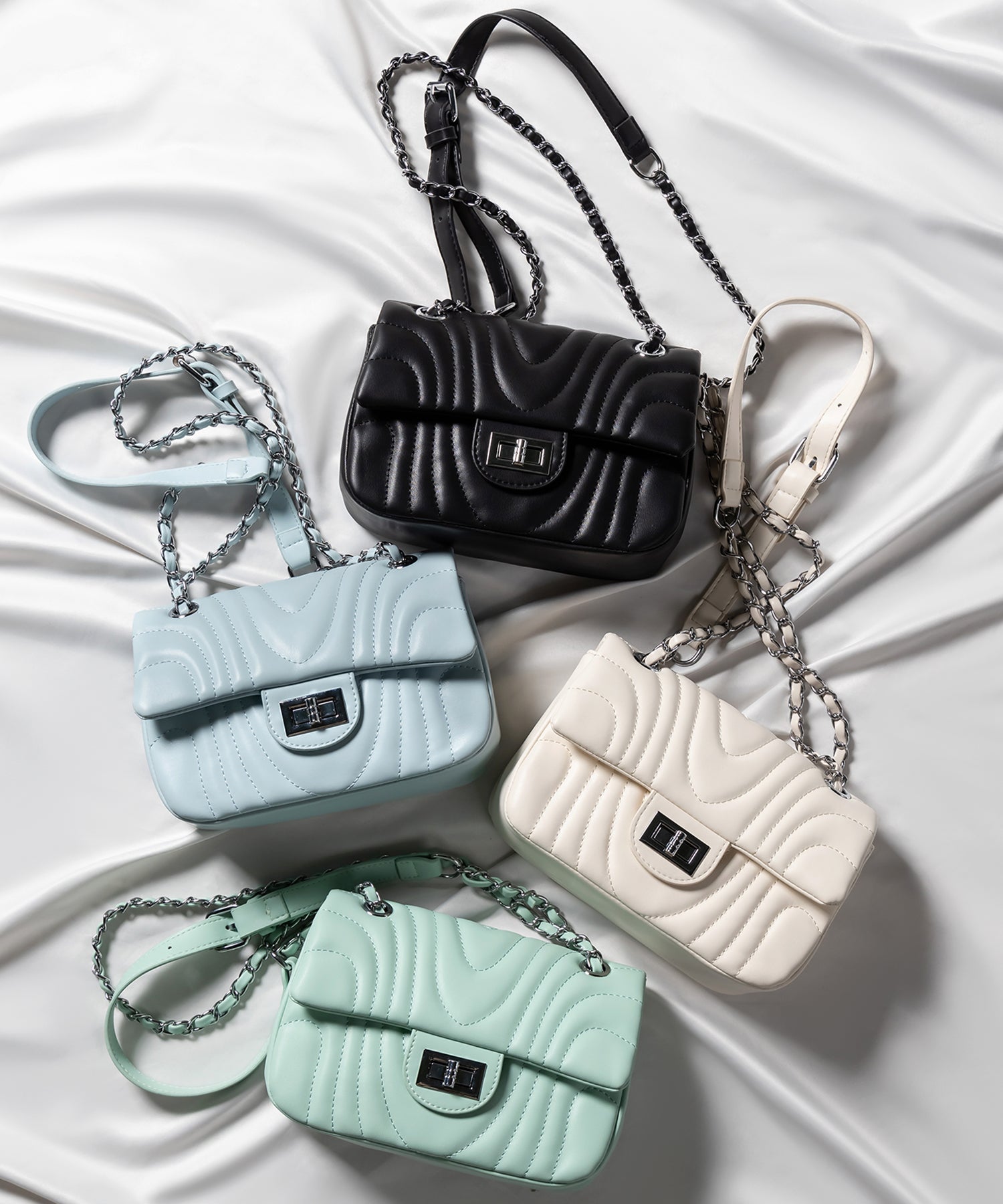 2WAY 】キルティングチェーンフラップショルダーバッグ ／ quilting