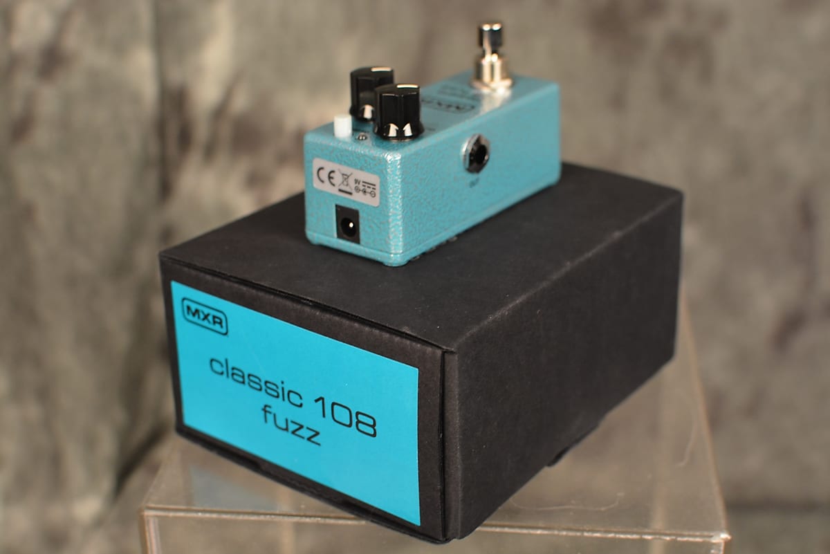 MXR M296 Classic 108 Fuzz Guitar Effects Pedal – Mainstagemusic