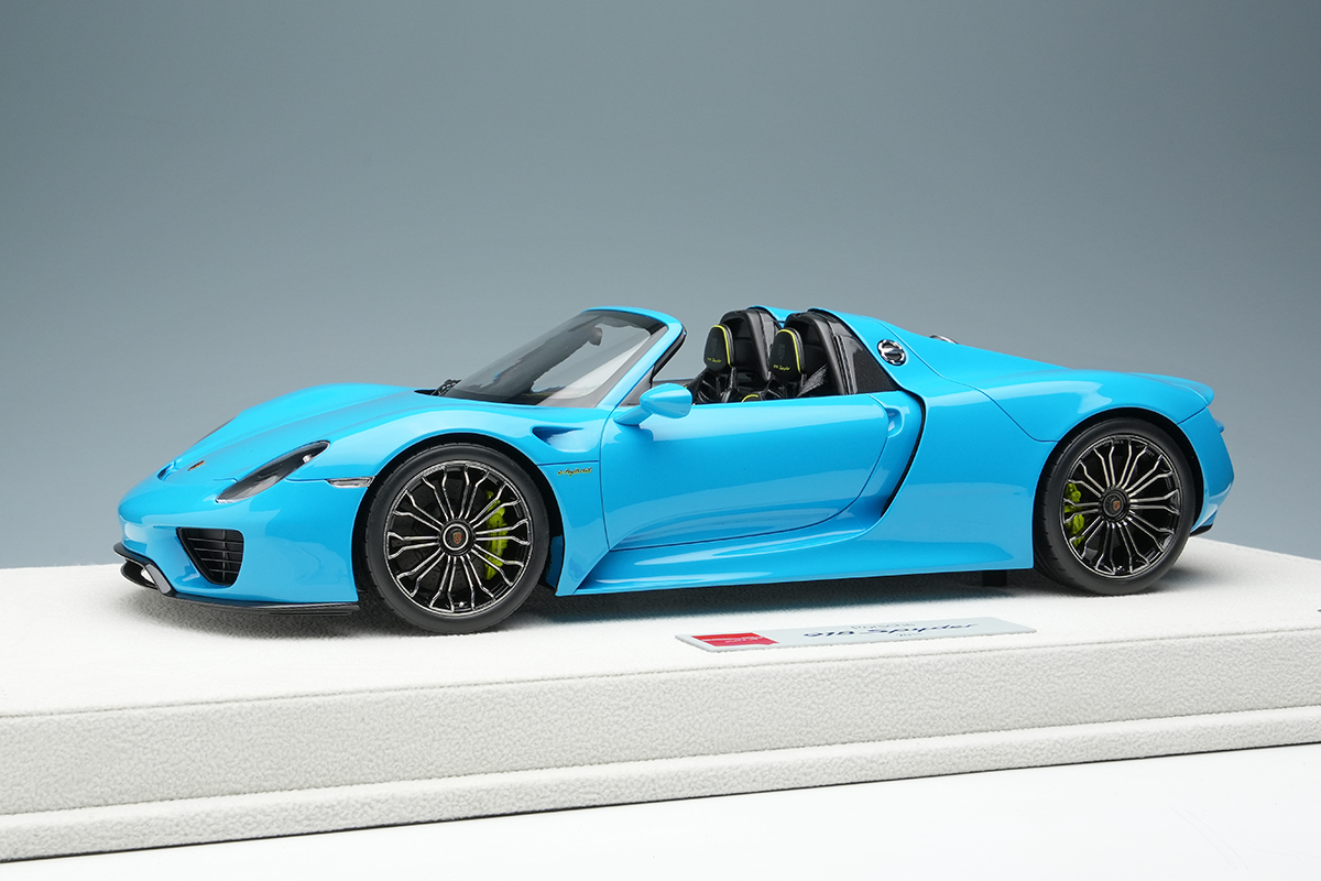 Make Up Co., Ltd. / Porsche 918 Spyder 2011
