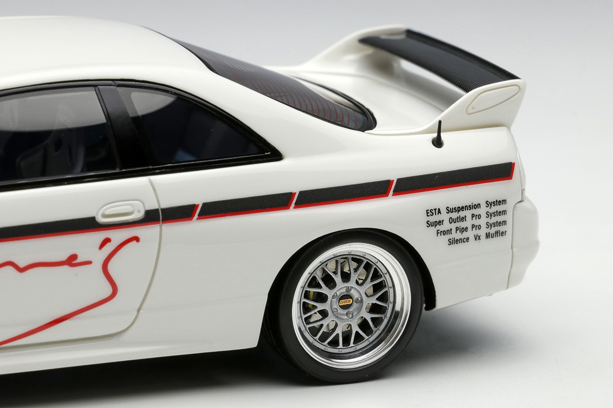 Make Up Co., Ltd. / Mine's Skyline GT-R (BCNR33)