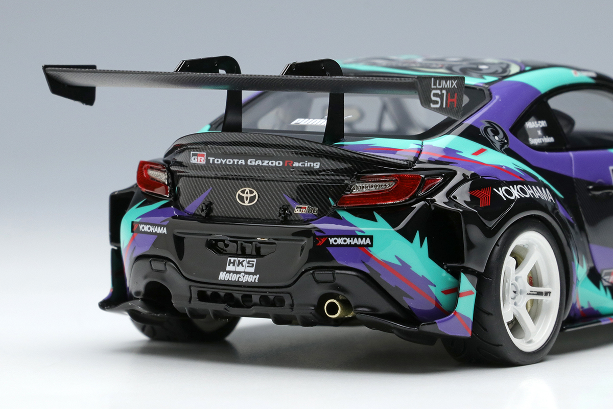 Make Up Co., Ltd. / HKS Racing Performer GR86