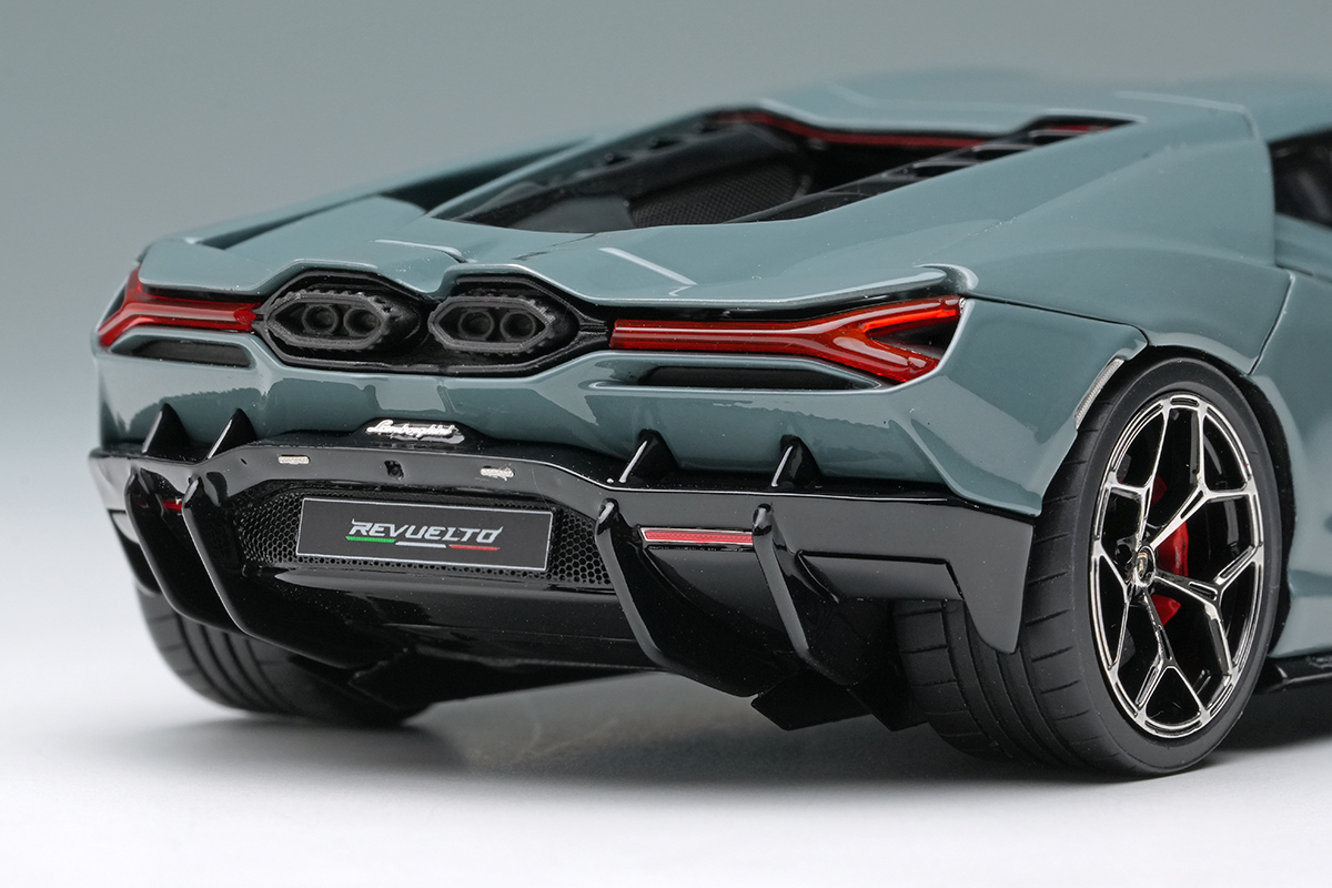 Make Up Co., Ltd. / Lamborghini Revuelto 2024 (ALTANERO Wheel)