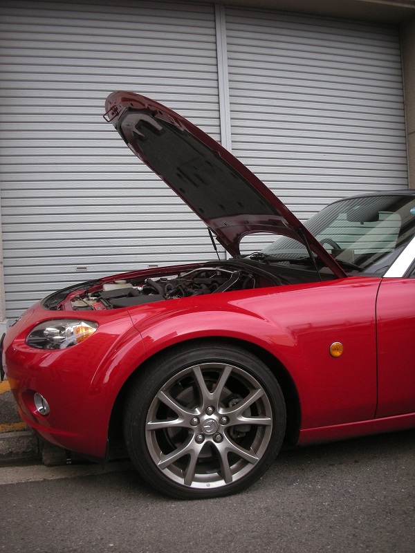 ロードスター用ボンネットダンパー