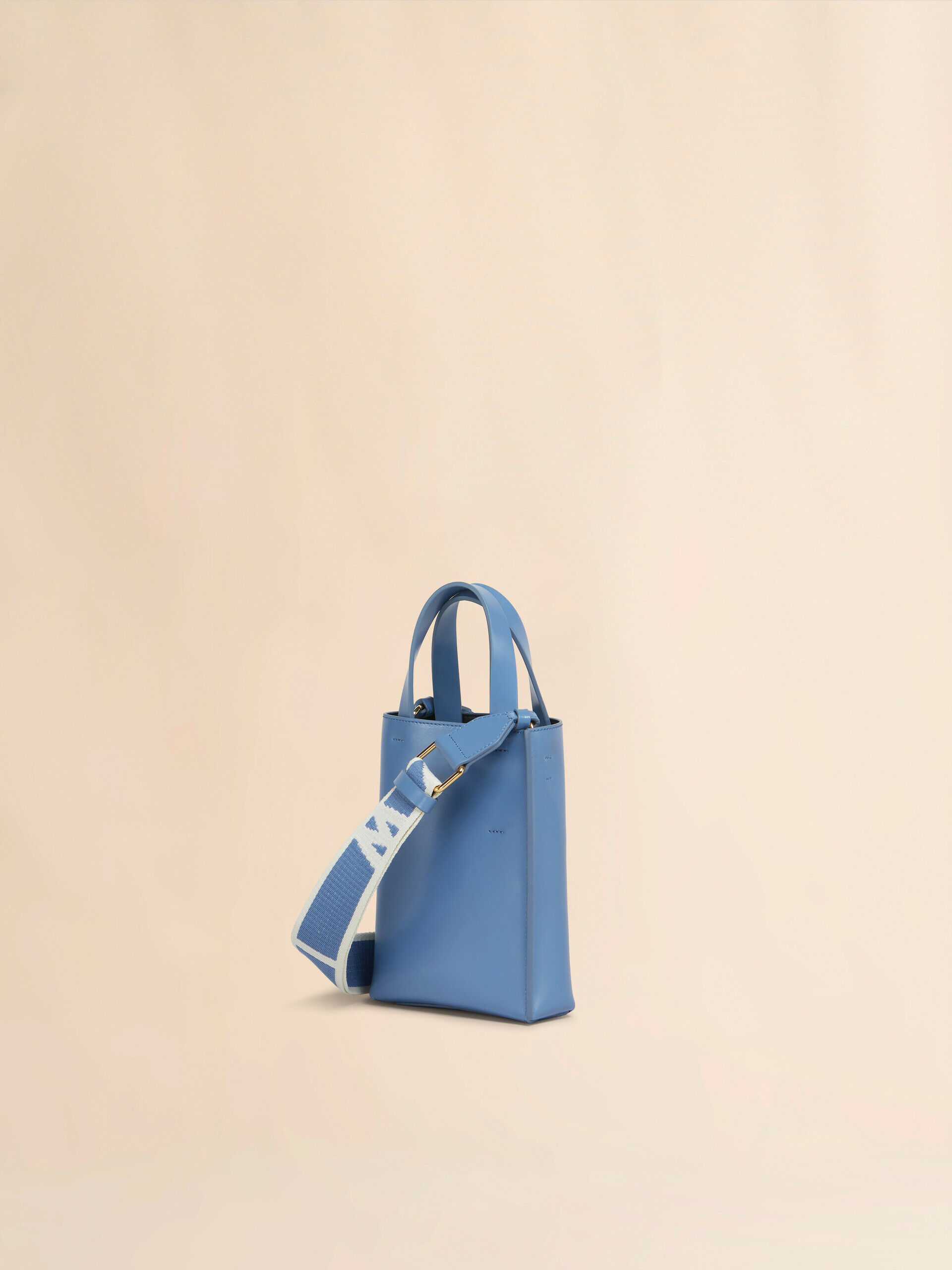 ライトブルー レザー製 Museo ナノバッグ | Marni