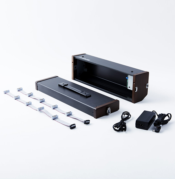 Roland(ローランド) ／ AIRA SYR-E84 - ユーロラック・ケース - の激安