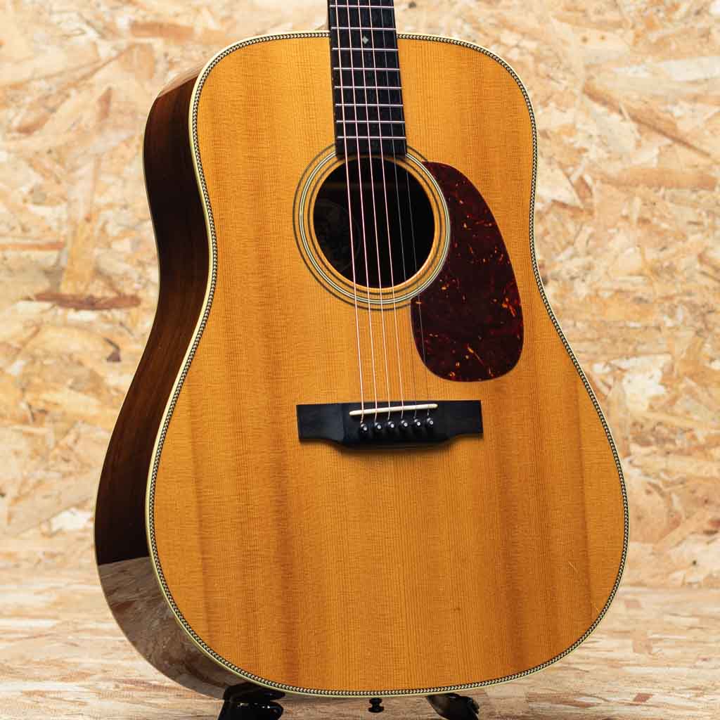 COLLINGS/WATERLOO （コリングス・ウォータールー）Acoustic guitar