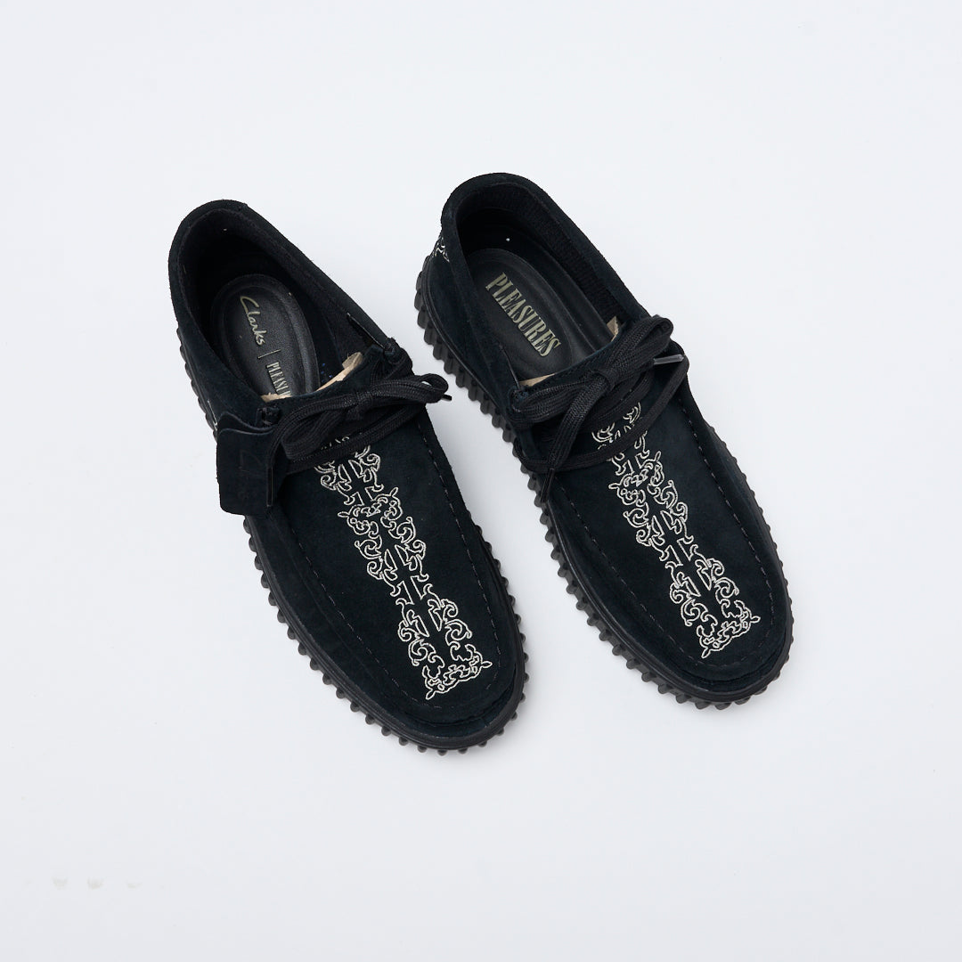 Pleasures x Clarks Originals - Torhill Woven (Black) – MILK STORE