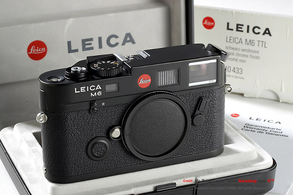 LEICA M6 TTL chrome and black bodied rangefinder camera models