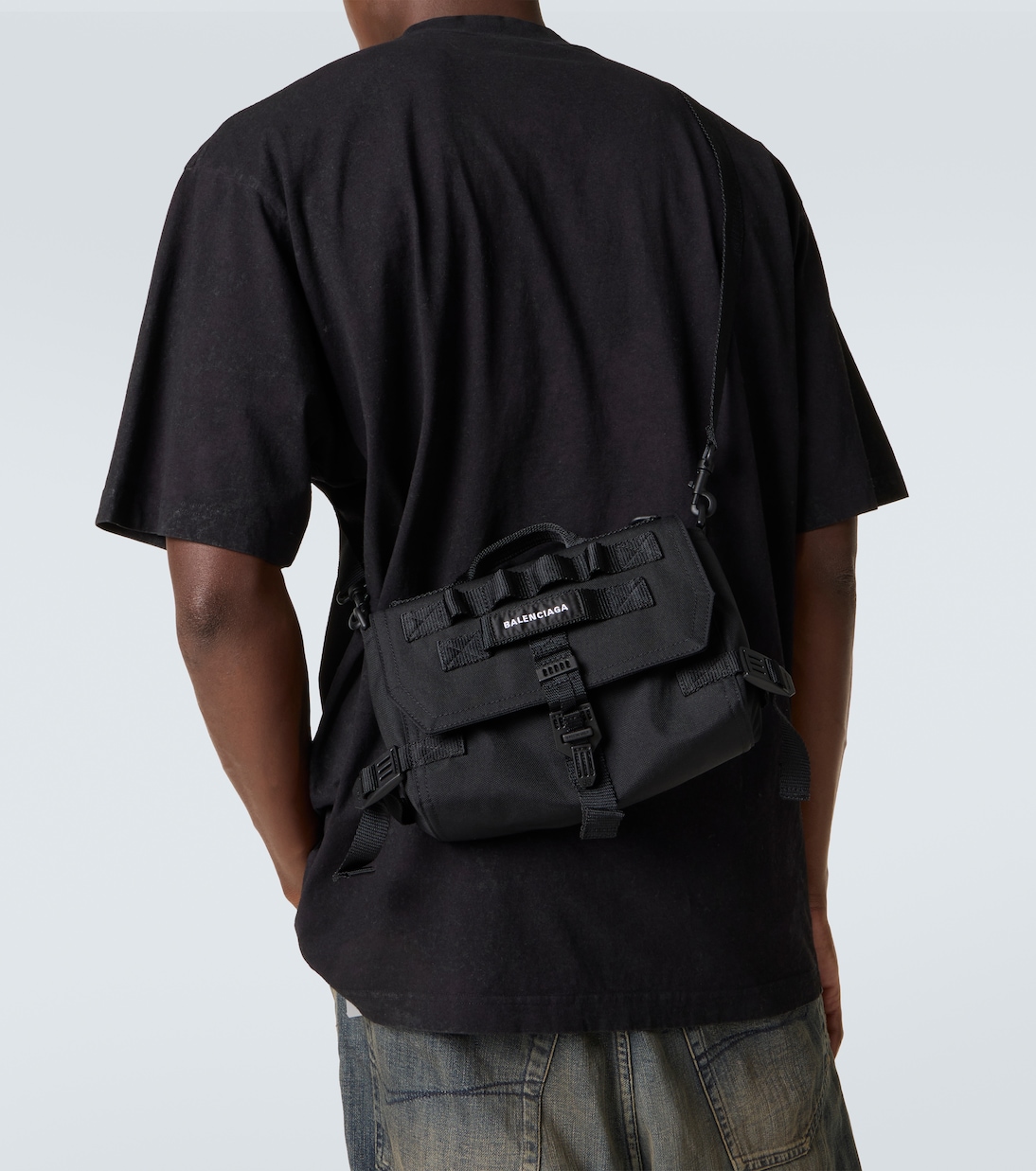 Messenger bag in black - Balenciaga | Mytheresa