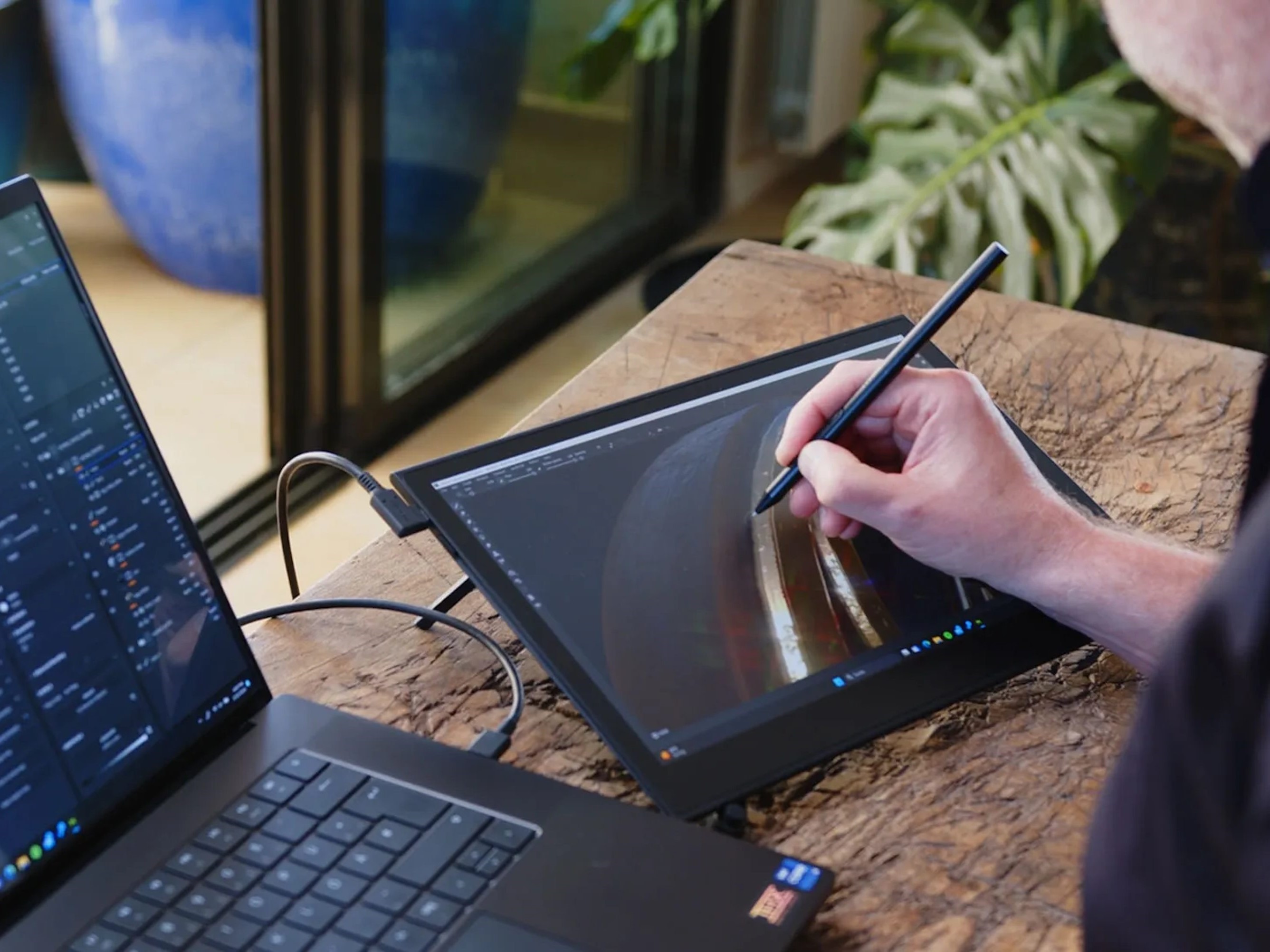 Wacom Movink 13: Graphics tablet with over 8,000 pressure levels