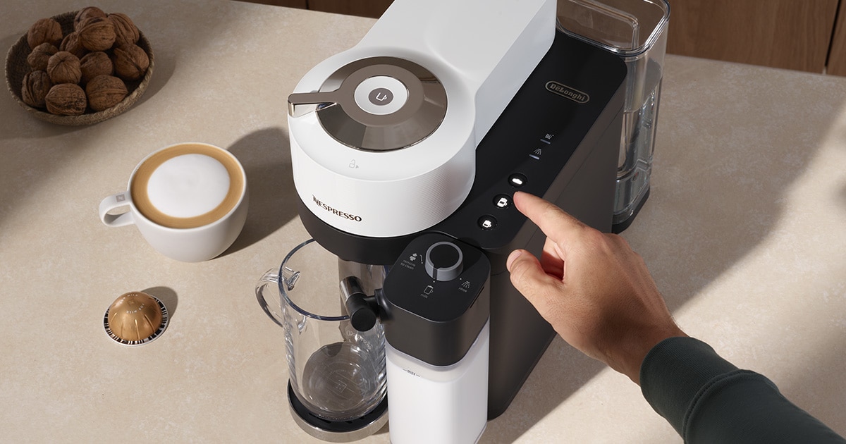 美品】25000円相当の洗浄剤/カプセル/Nespressoエッセンサミニ 美品