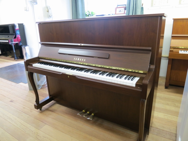 YAMAHA W110BW（中古ピアノ） | 名古屋ピアノ調律センター