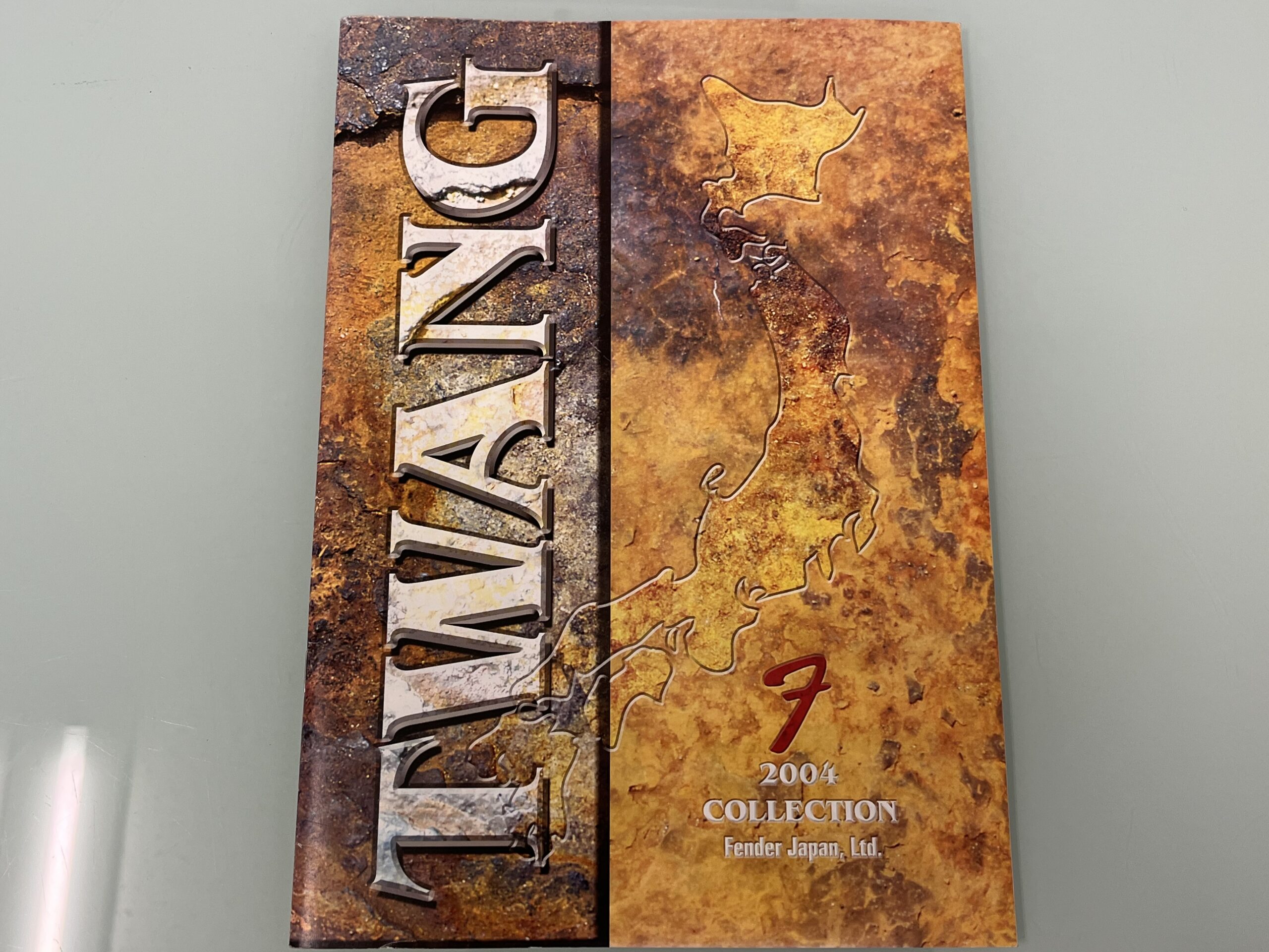 発見！FENDER JAPAN(フェンダージャパン)2004年カタログ！ | スタッフ