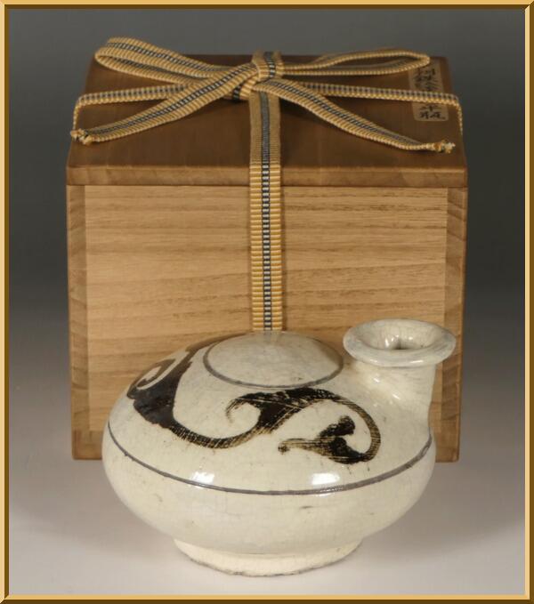 古美術 波兎 / 李朝陶磁