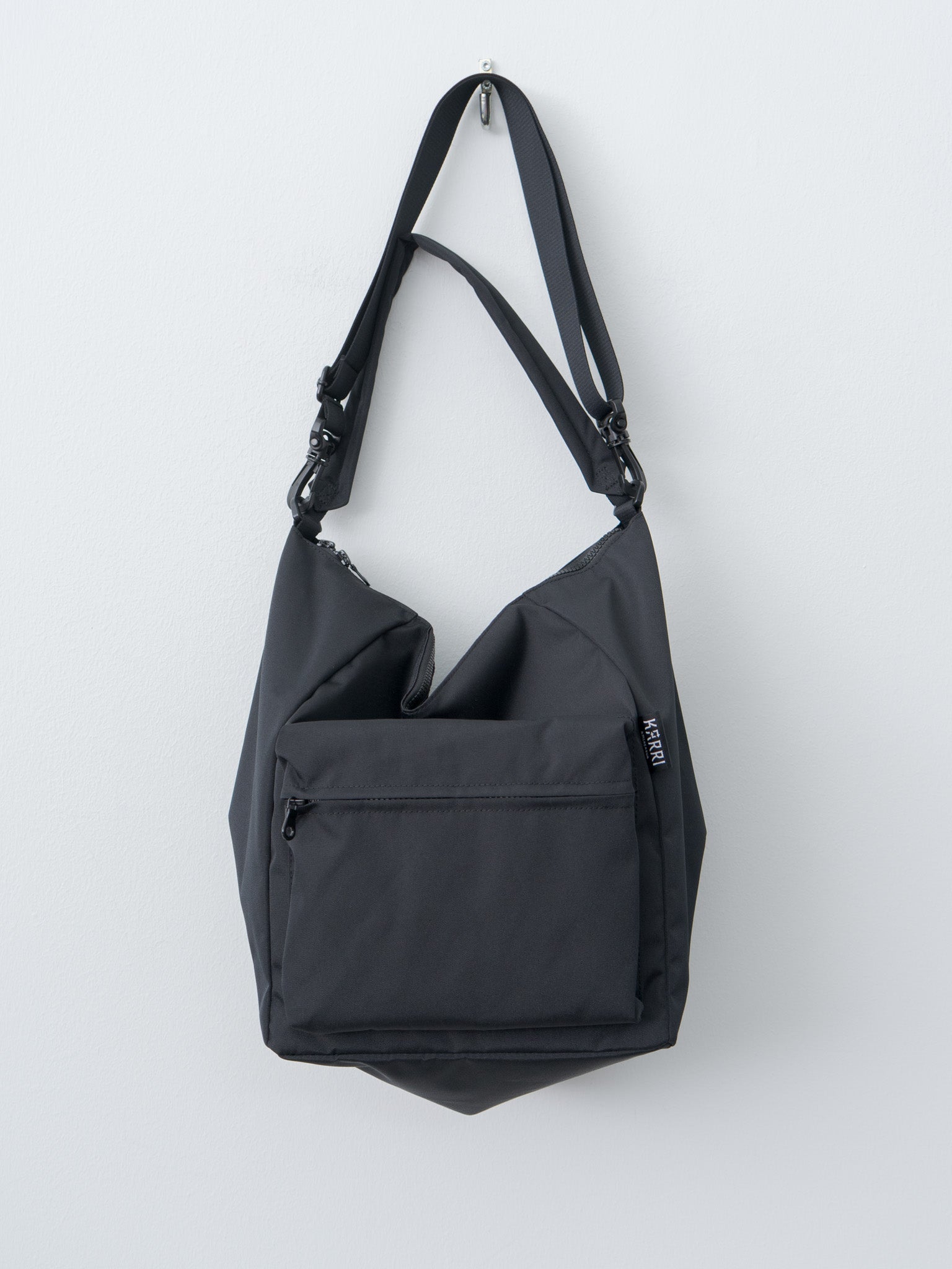 Namu Shop - Amiacalva KARRI 2-Way Shoulder Bag Medium - Black