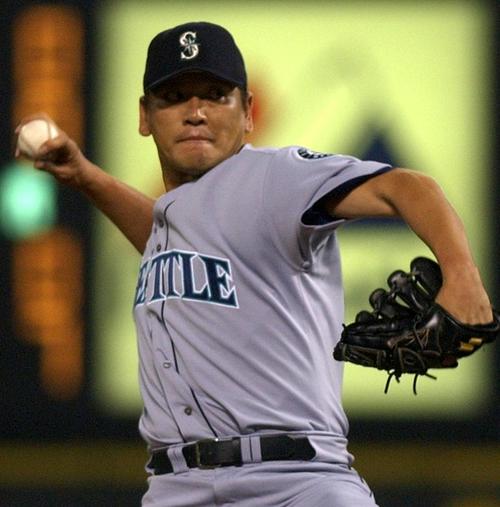 大魔神・佐々木にレーザー光線／2001・5・10 - MLB写真ニュース