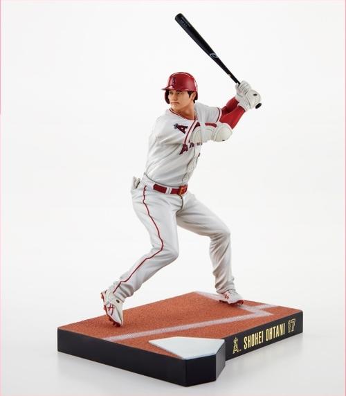 世界初の大谷翔平リアルフィギュア予約受付開始「投」「打」それぞれ1