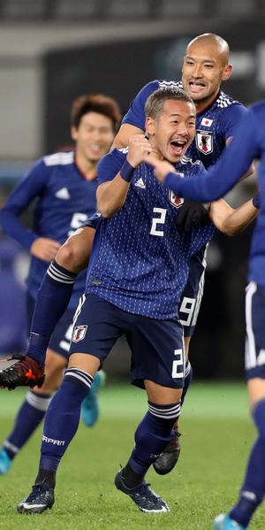 井手口V弾W杯メンバー入り加速 主役の風格21歳 - 日本代表 : 日刊