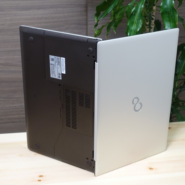 富士通LIFEBOOK WN1/H1実機レビュー/富士通FMVパソコン比較購入ガイド