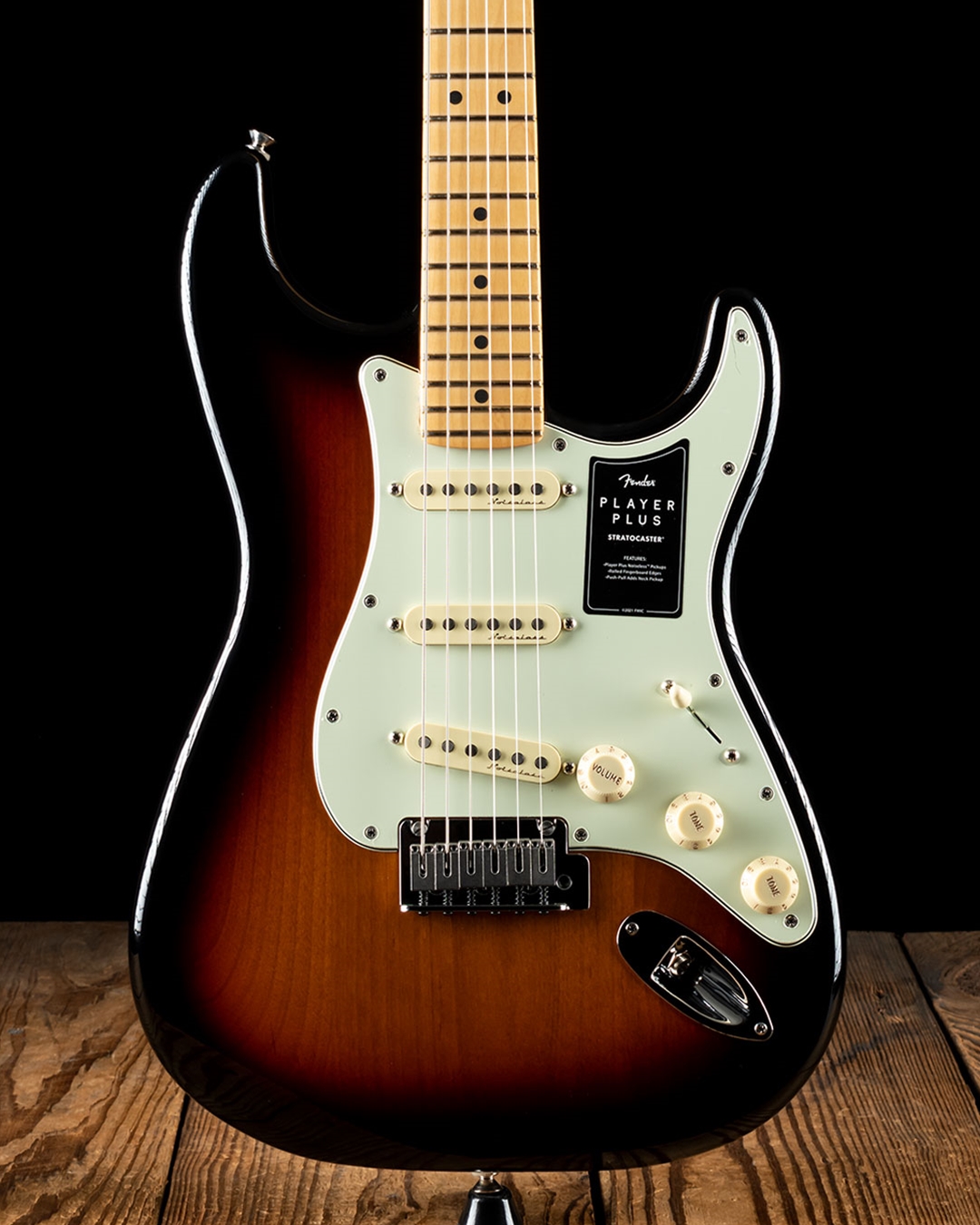 Fender Stratocaster player plusシエナサンバースト Fender Player