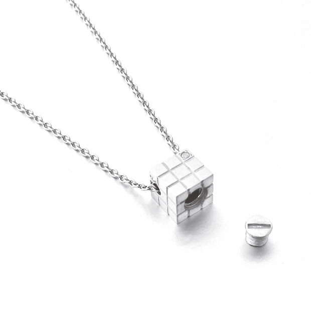 遺骨ペンダント キューブ イエローゴールドK10 ダイヤモンド | ソウル