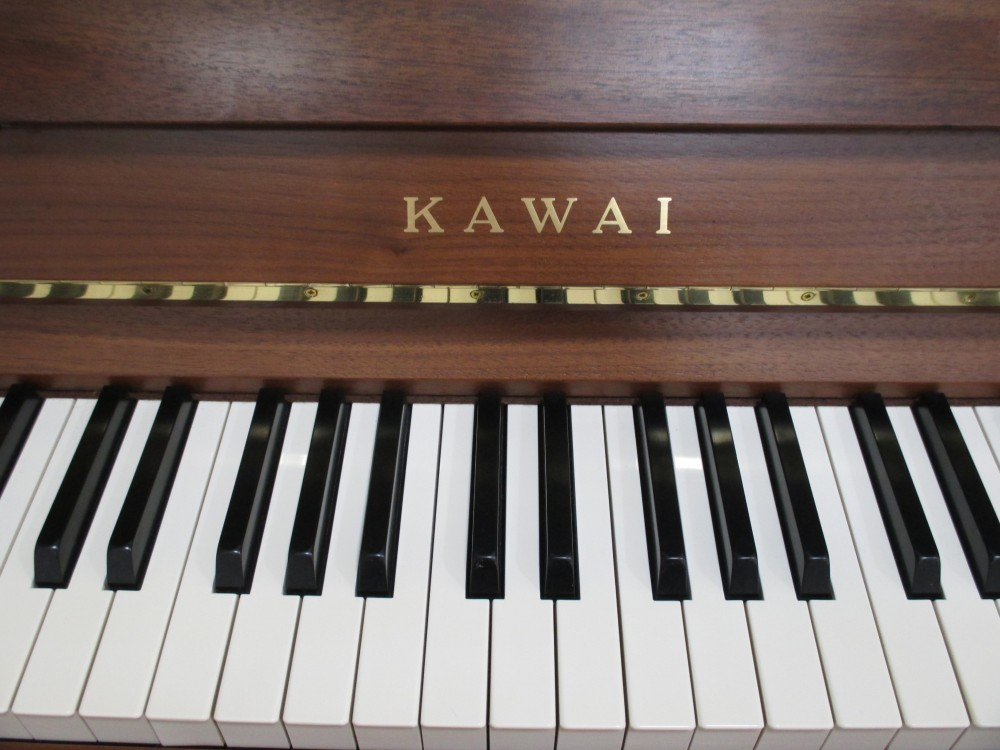 カワイピアノ CS-14W - 中古ピアノ販売買取のミュージカルショップシロ