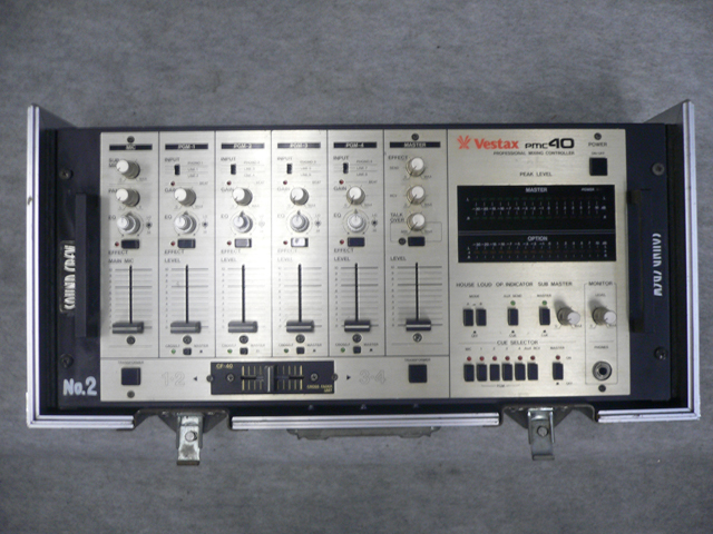 Vestax PMC40 ハードケース付き DJミキサー 本体 VESTAX - PMC-40 > DJ機材｜サウンドクルー