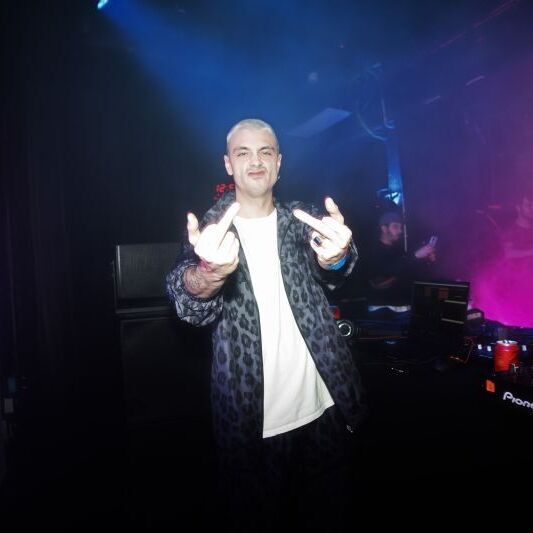 総柄ナイロンジャージ上 トラックジャケット-ブエナビスタ 通販 BUENA