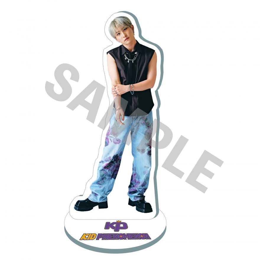 デビュー・シングル『Wheelie』、グッズ付きパッケージ アクリル