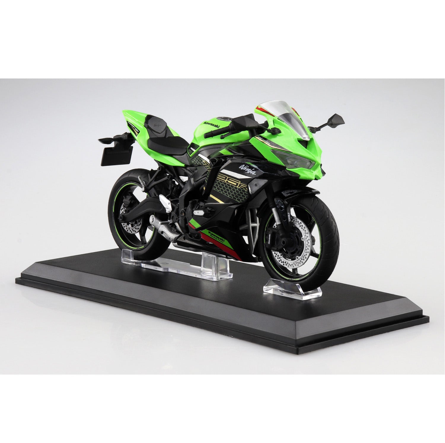 1/12 KAWASAKI Ninja ZX-25R ライムグリーン×エボニー – SOOTANG HOBBY