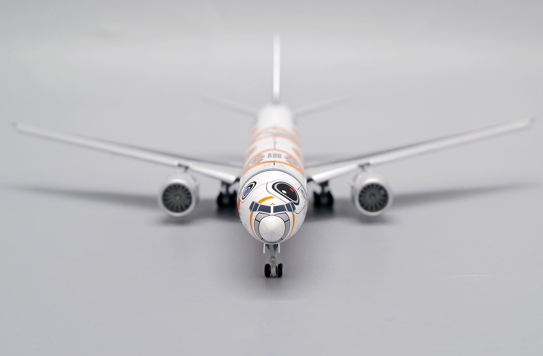 ScaleModelStore.com :: JC Wings 1:400 - EW4773005A - ANA All