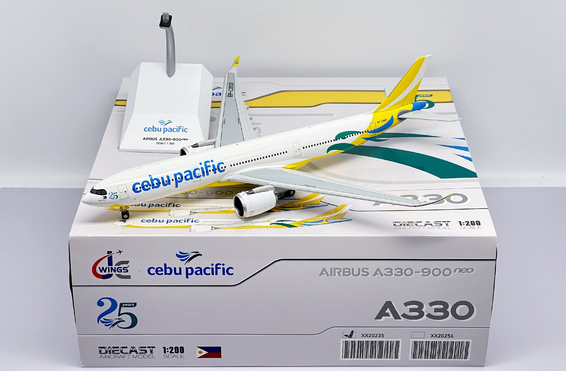 ScaleModelStore.com :: JC Wings 1:200 - XX20235 - Cebu Pacific Air