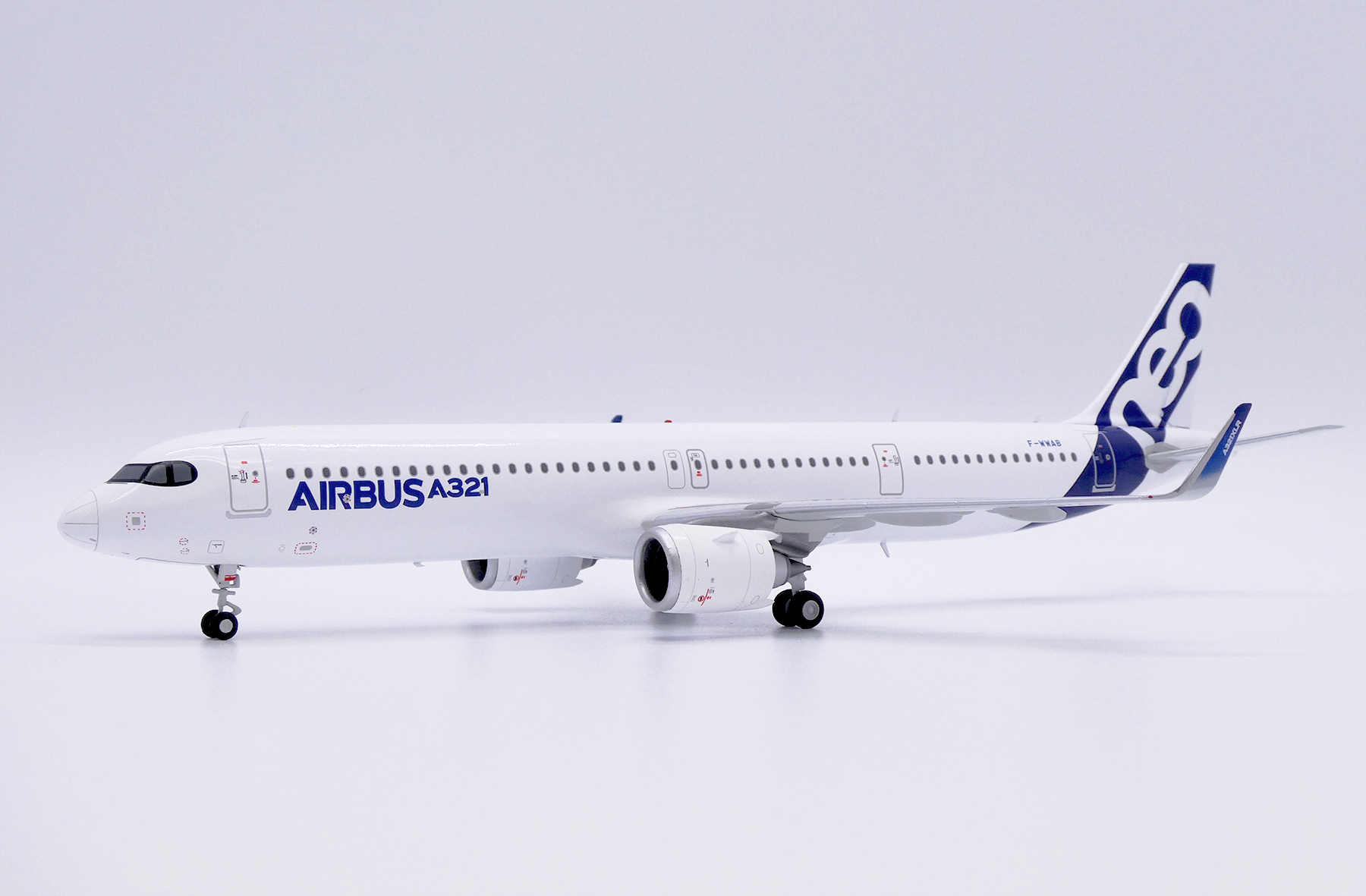 ScaleModelStore.com :: JC Wings 1:200 - LH2429 - Airbus Industrie