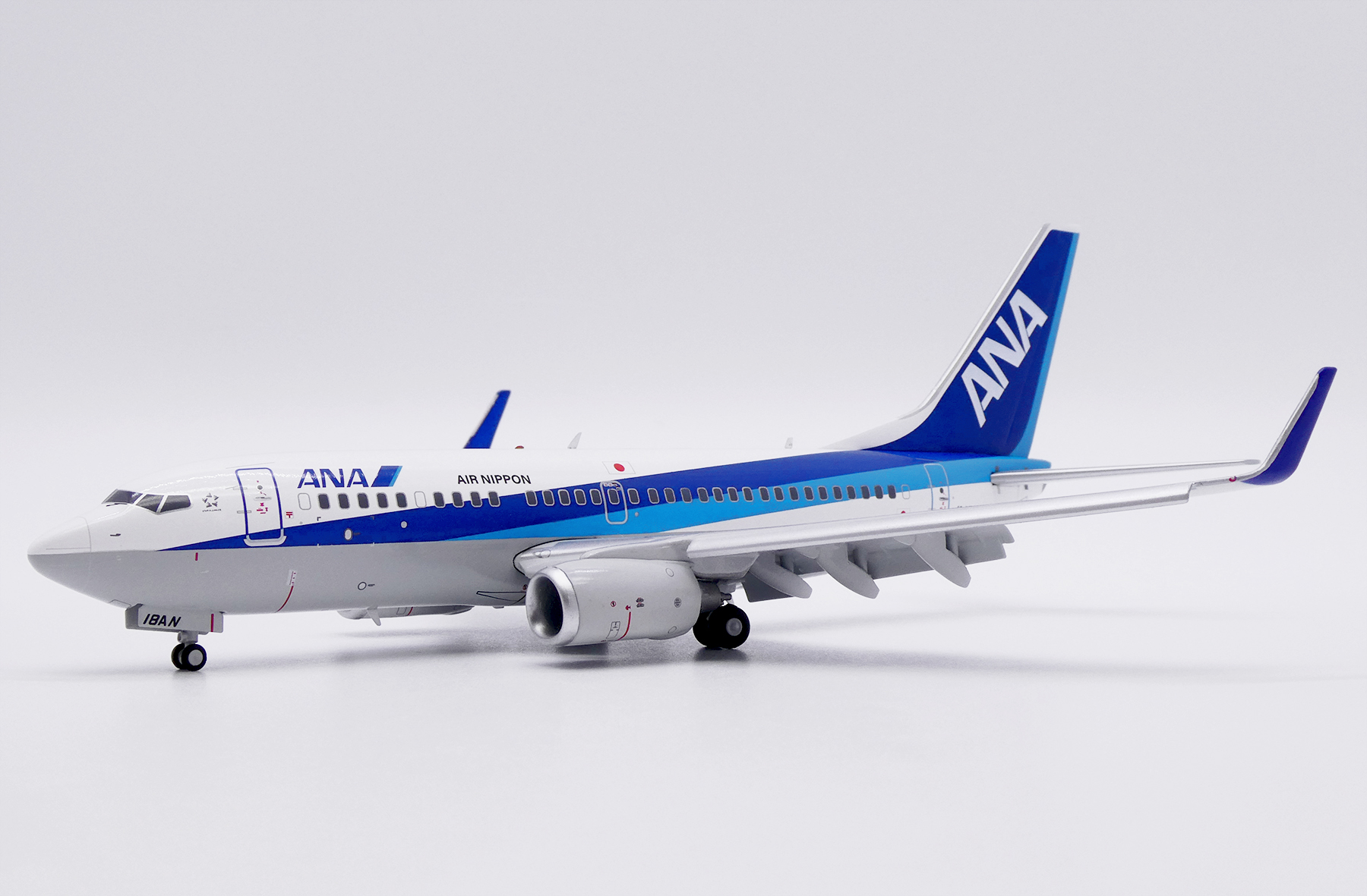 ScaleModelStore.com :: JC Wings 1:200 - EW2737006A - ANA - All