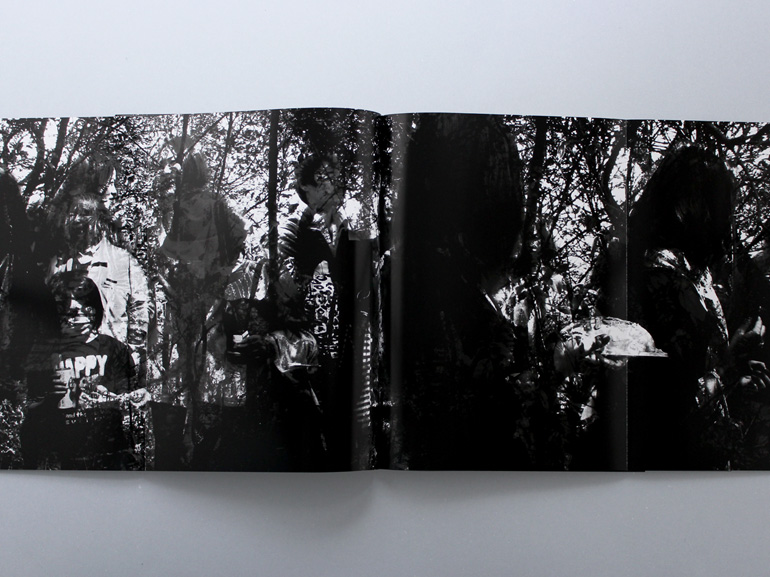 flicker｜青幻舎 SEIGENSHA Art Publishing, Inc.