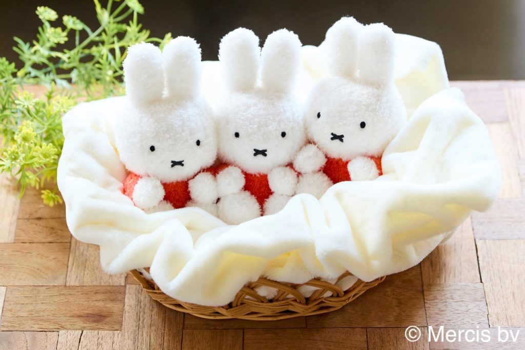 ブルーナ】ころりんぬいぐるみ ミッフィー | ぬいぐるみのセキグチ