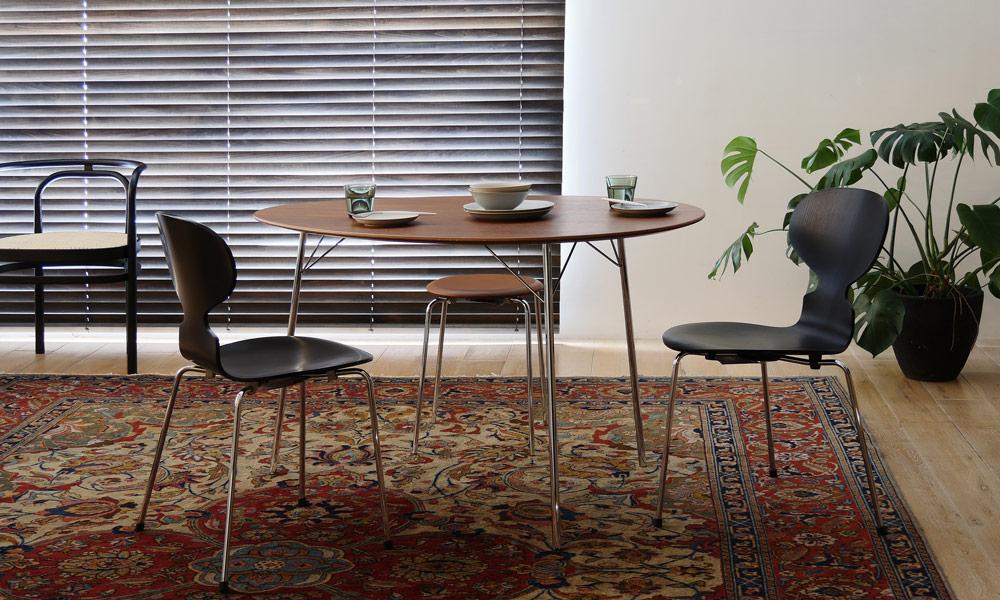 エッグテーブル FH3603 W115×D84cm / ウォルナットFRITZ HANSEN