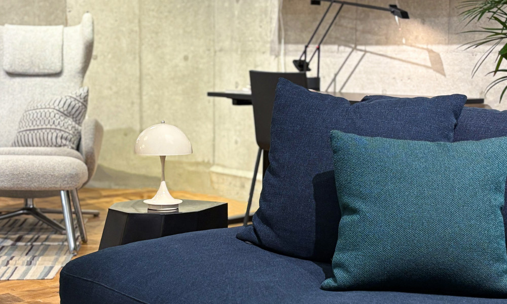 パンテラ 160 ポータブル V3 / オペーク・ブラックLouis Poulsen