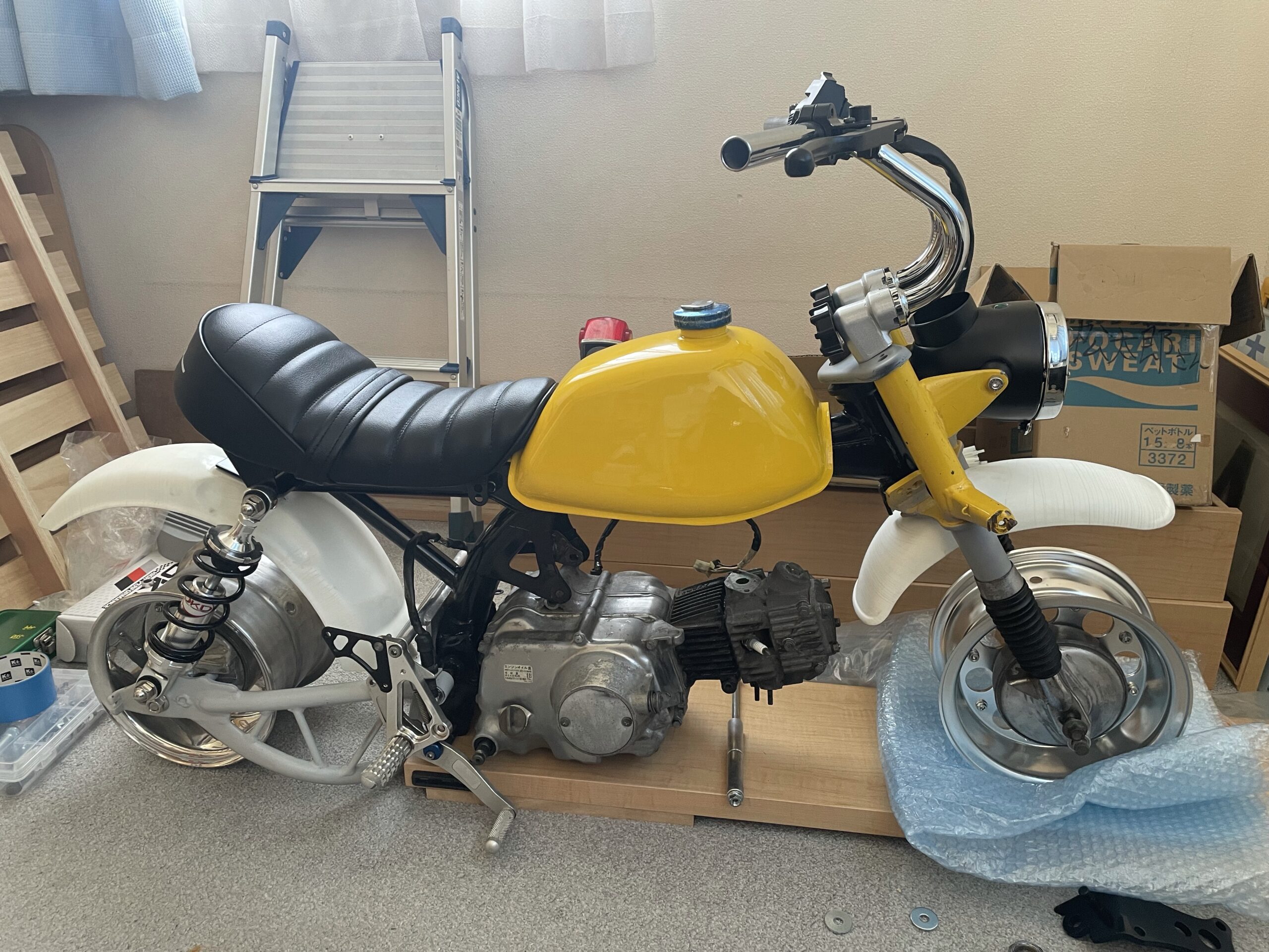 モンキー】車高の下げ方/フロントとリアまとめ【参考画像とダウン量も