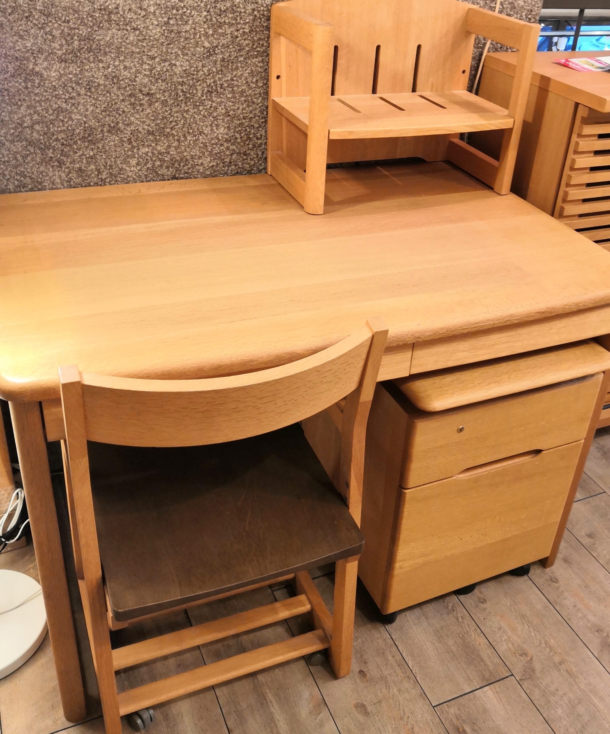 中古】飛騨の家具 岐阜の家具 キツツキ 飛騨産業 デスク3点セット 買取