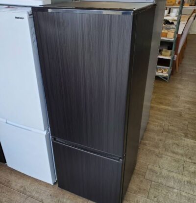 ☆AQUA アクア 201L 2ドア冷蔵庫 2022年製 AQR-20E9 ウッドブラック 大