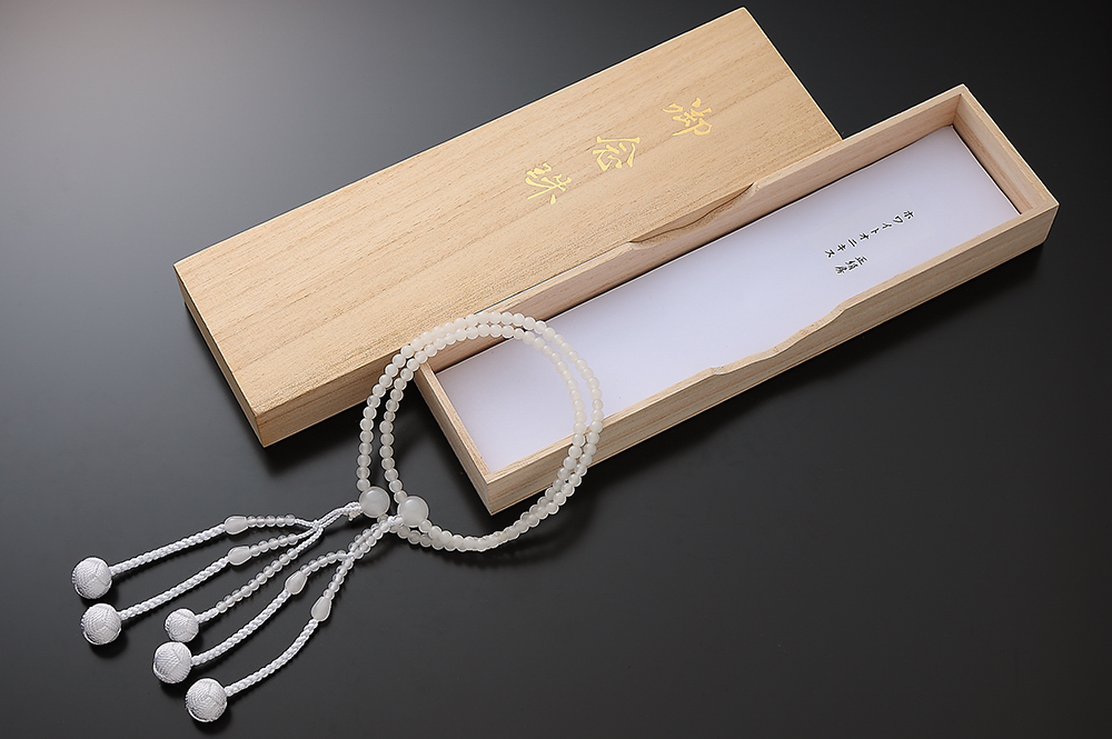 創価学会仏壇 SGI仏壇の金宝堂 高級天然石念珠【ホワイトオニキス】