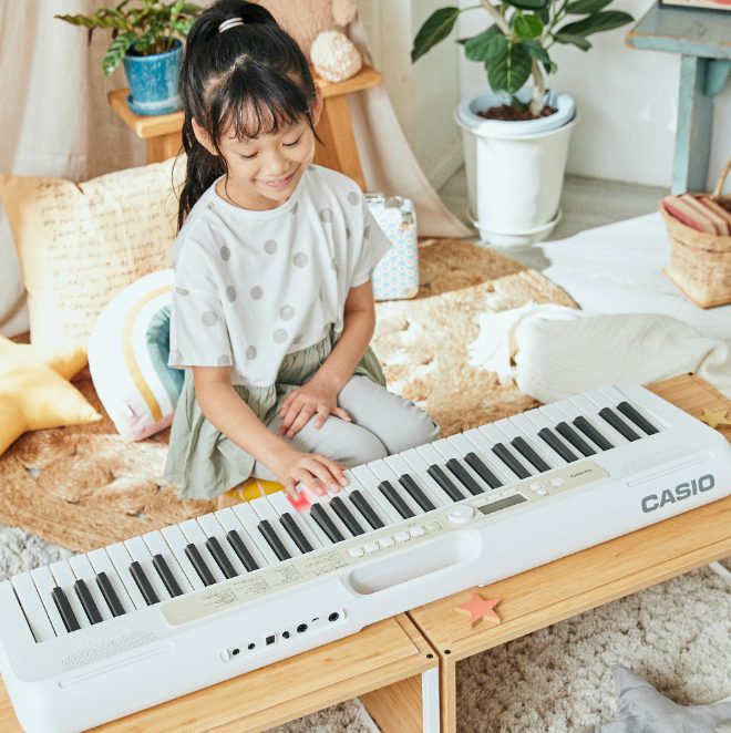 新商品】カシオLK-325/光ナビゲーションキーボード入荷しました