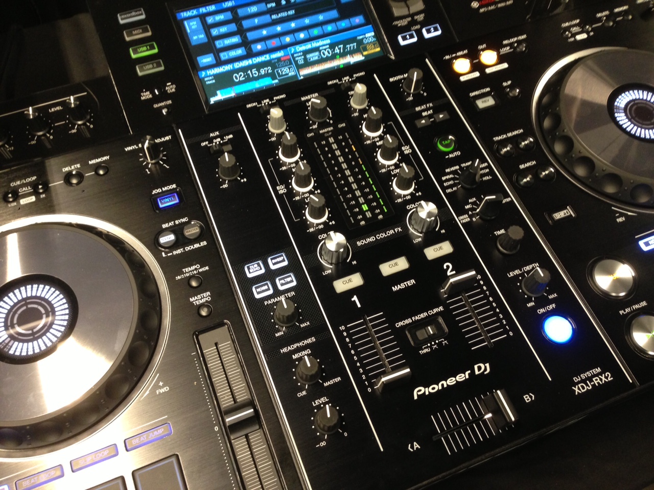速報】Pioneer XDJ-RX2-W (限定ホワイトカラー)ただ今ご注文受付中