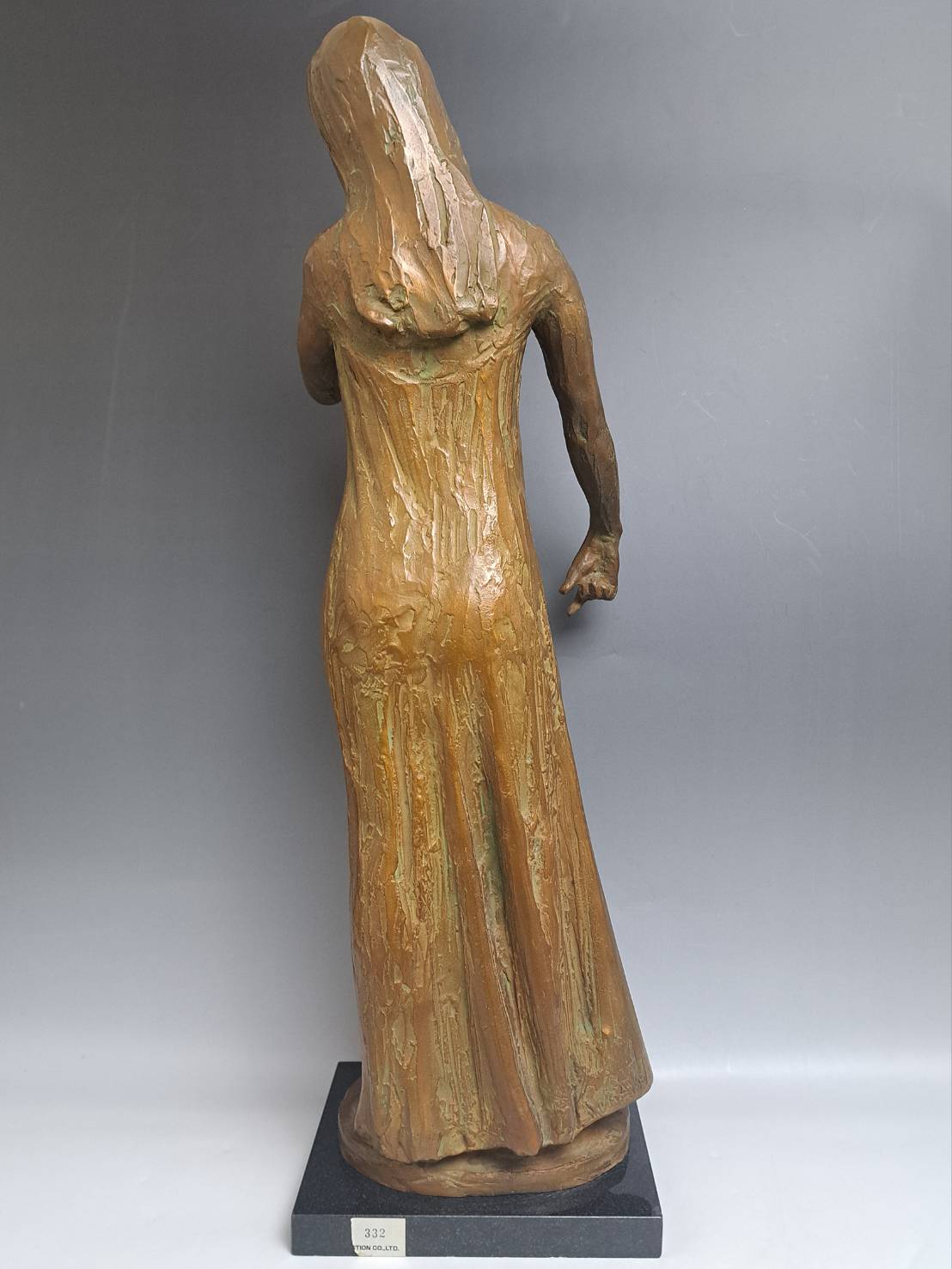 彫刻家 浦山一雄 ブロンズ彫刻『リサイタル』大型作品 銅像 女性像