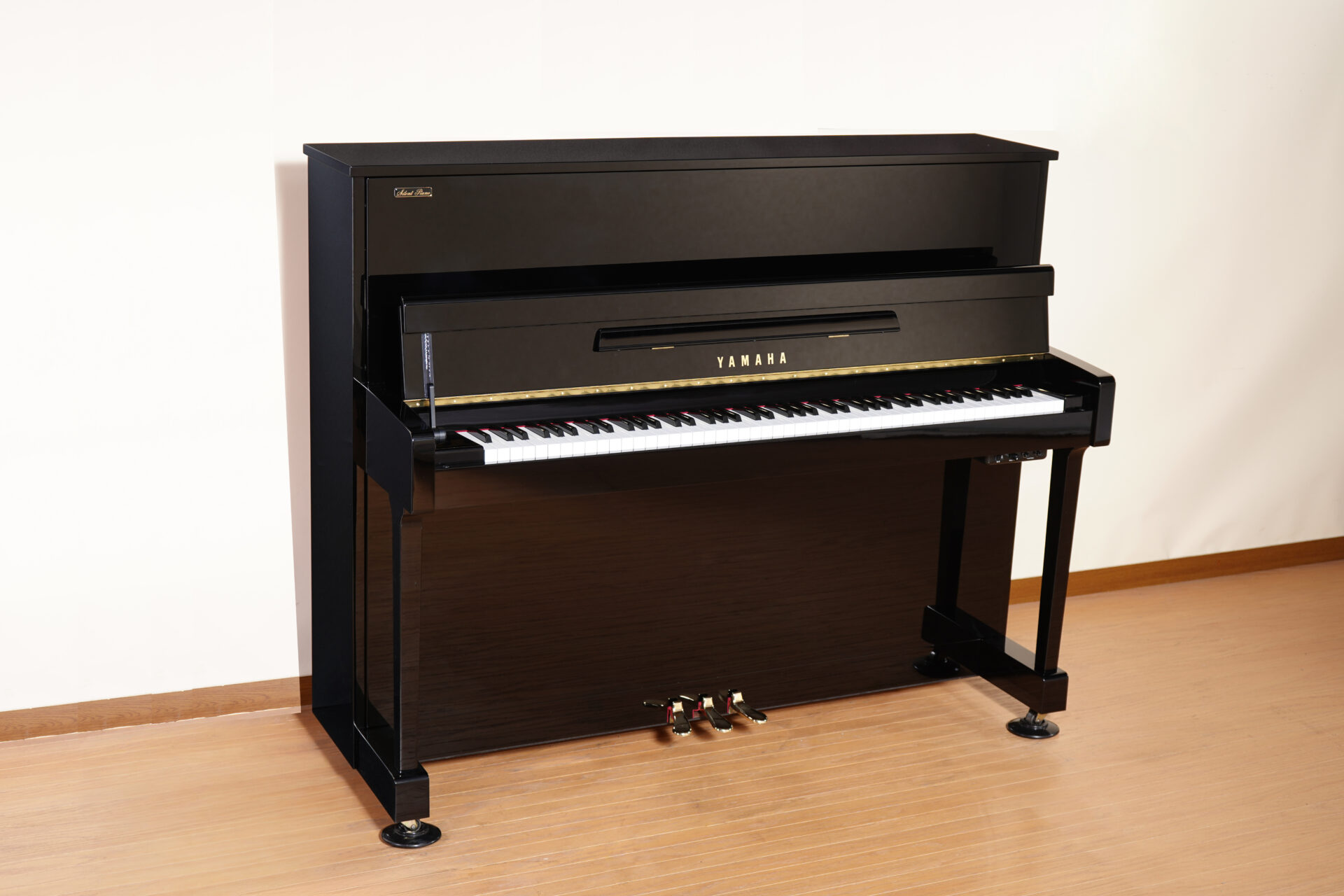 高品質な中古ピアノの販売（修理・再生）は伸和ピアノ