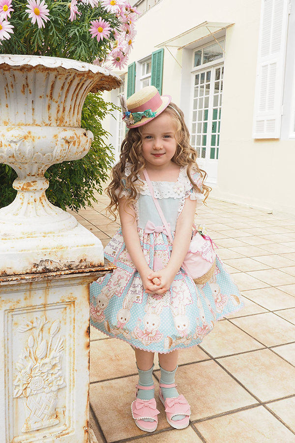 うさぎハンカチプリント追加発売について :: Shirley Temple