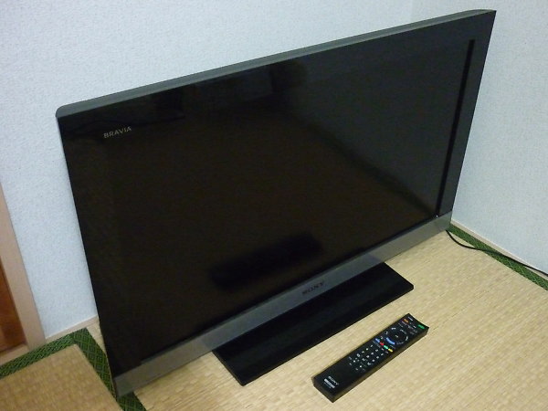 SONY 32型液晶テレビ BRAVIA KDL-32EX300」を大阪府高槻市で買取(12月