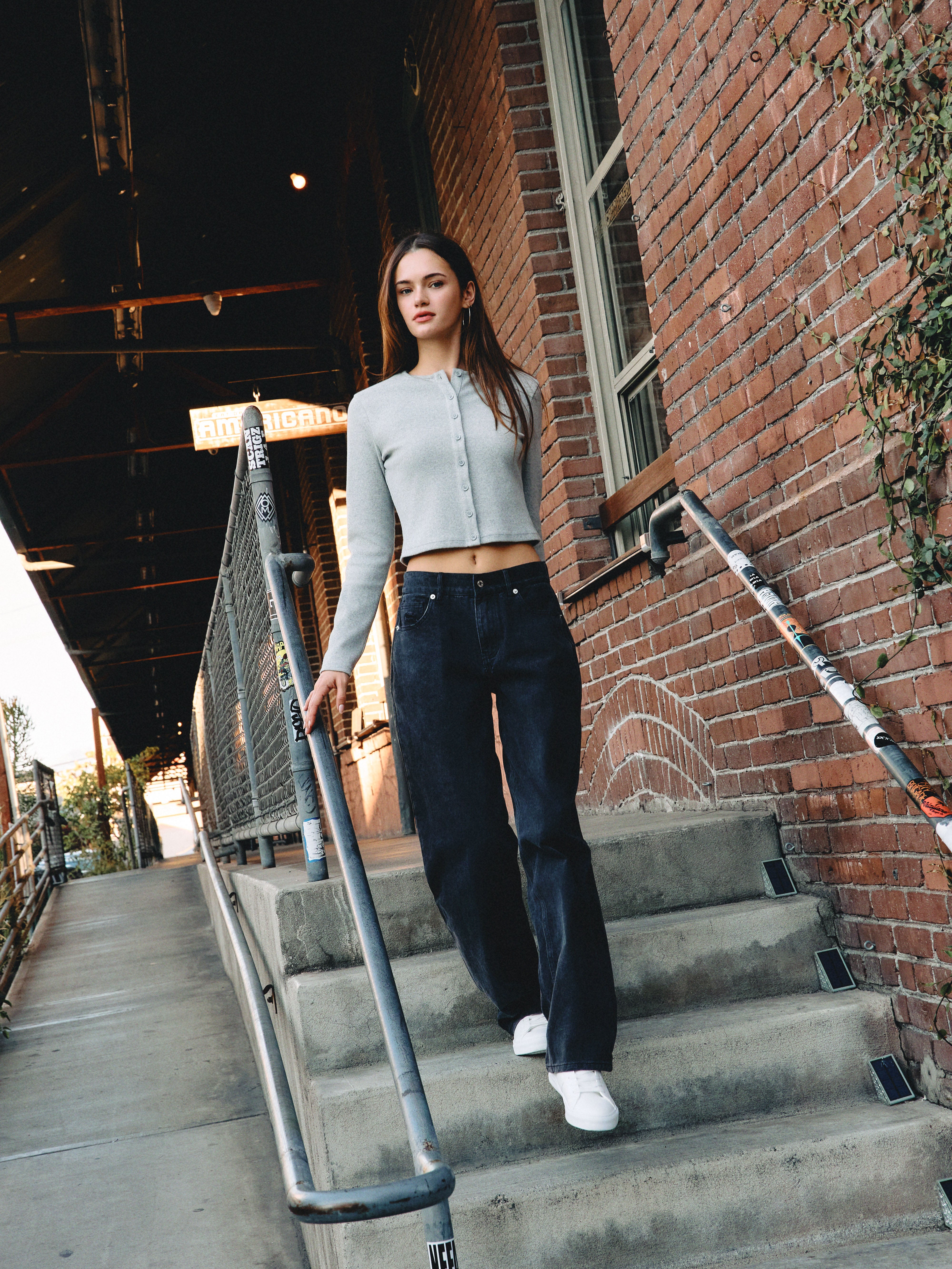 Evie Mid-rise Washed Black Denim Jeans – BTTRMMT