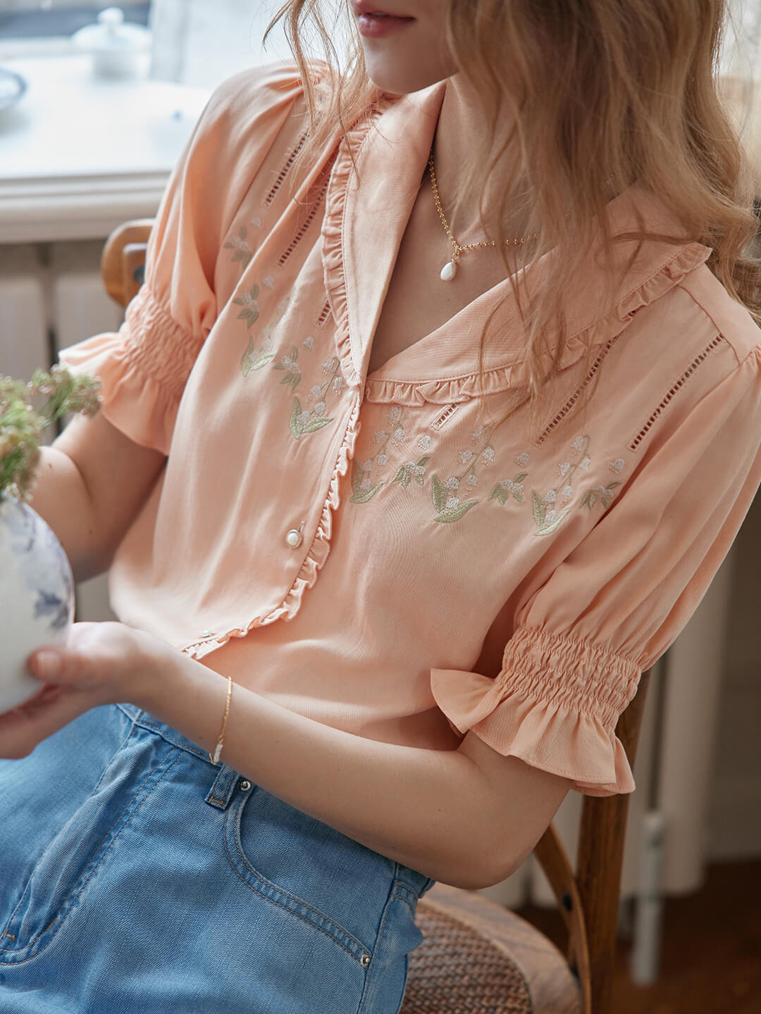 Convallaria Floral Embroidered Puff Top